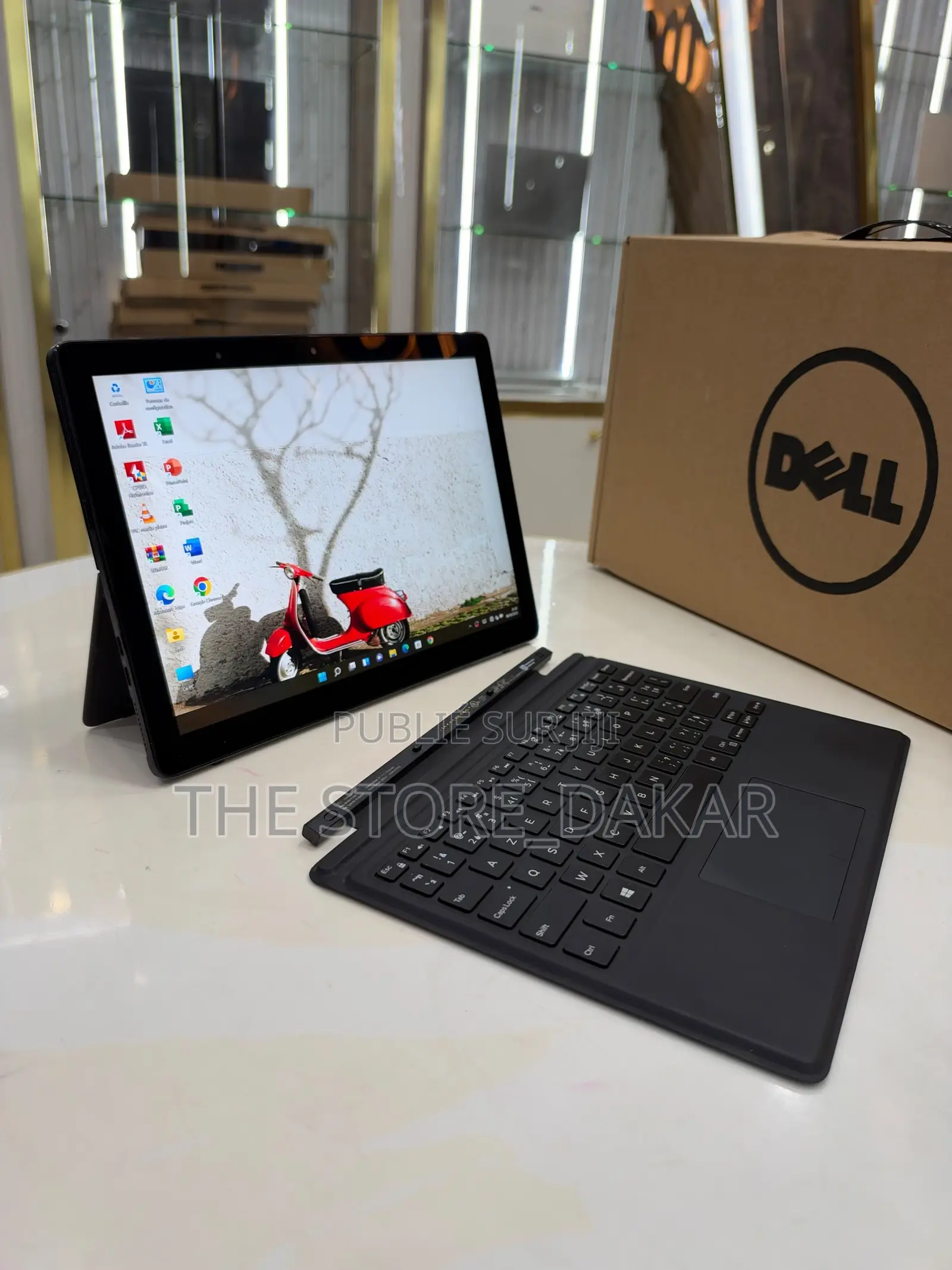 Nouveau Dell Latitude 5290 2-in-1 8GB Intel Core i5 SSD 256GB