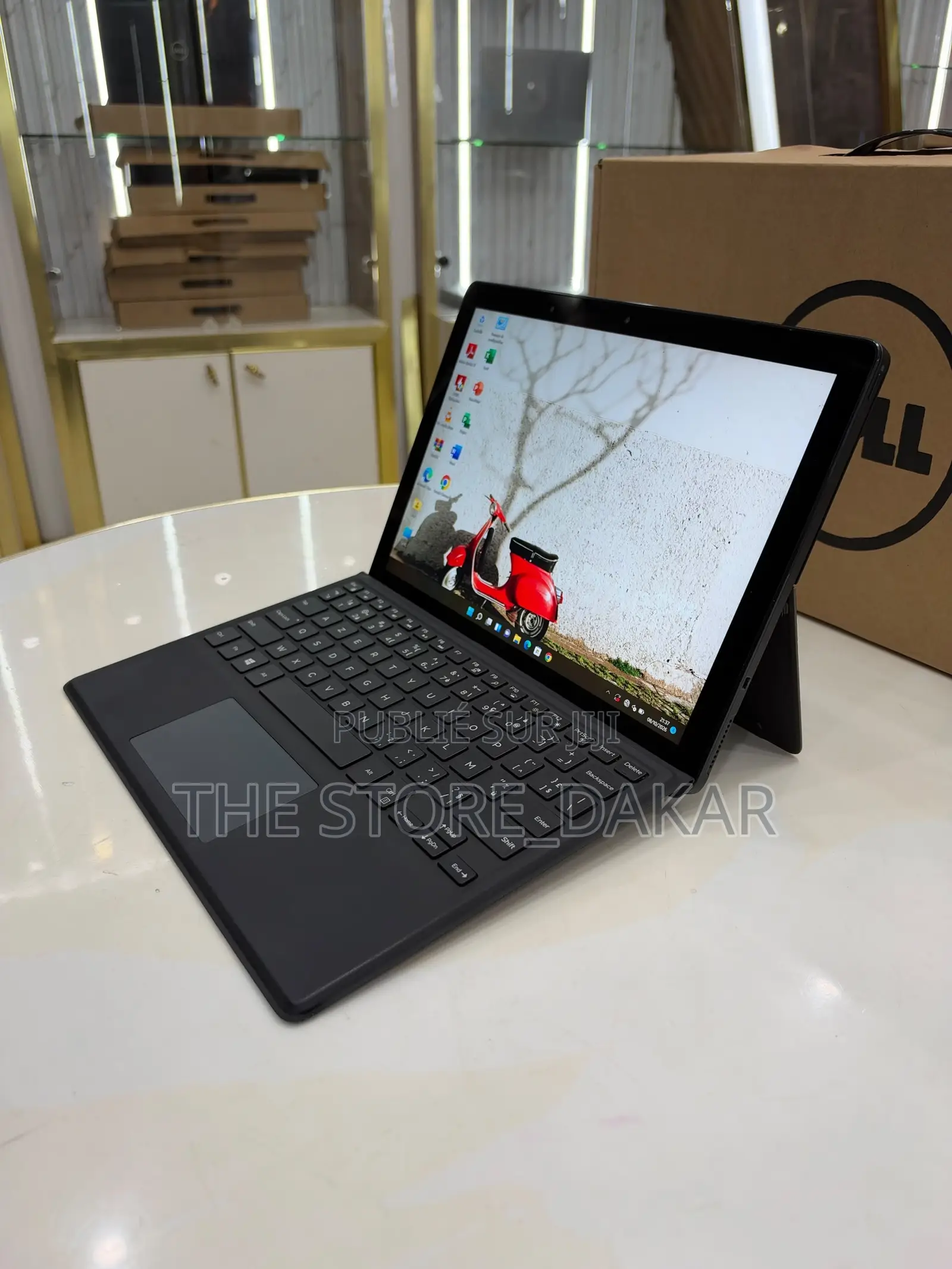 Nouveau Dell Latitude 5290 2-in-1 8GB Intel Core i5 SSD 256GB