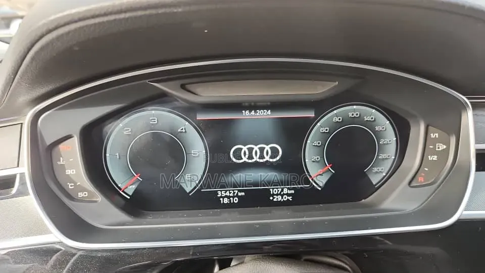 Audi A8 2021 Noir