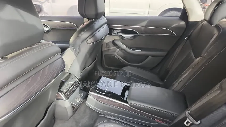Audi A8 2021 Noir