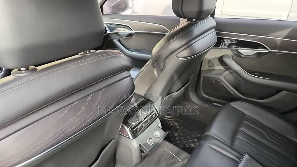 Audi A8 2021 Noir