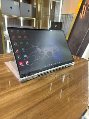 Nouveau HP EliteBook 1040 G8 16GB Intel Core i5 SSD 256GB
