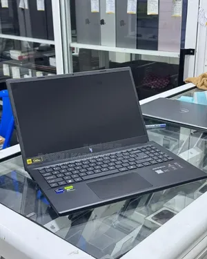 Nouveau Ordinateur portable Acer Aspire V15 16GB Intel Core i9 SSD 1T