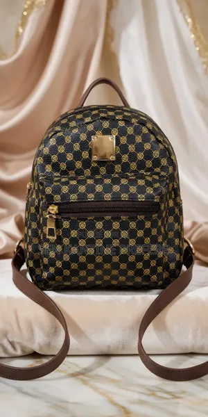 Mini Sac À Dos Femme – Élégance & Style