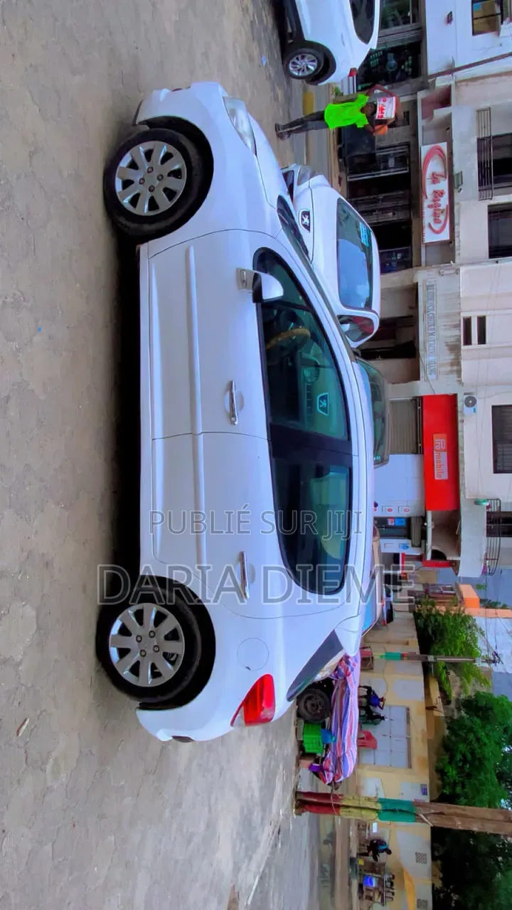 Peugeot 207 2011 Blanc