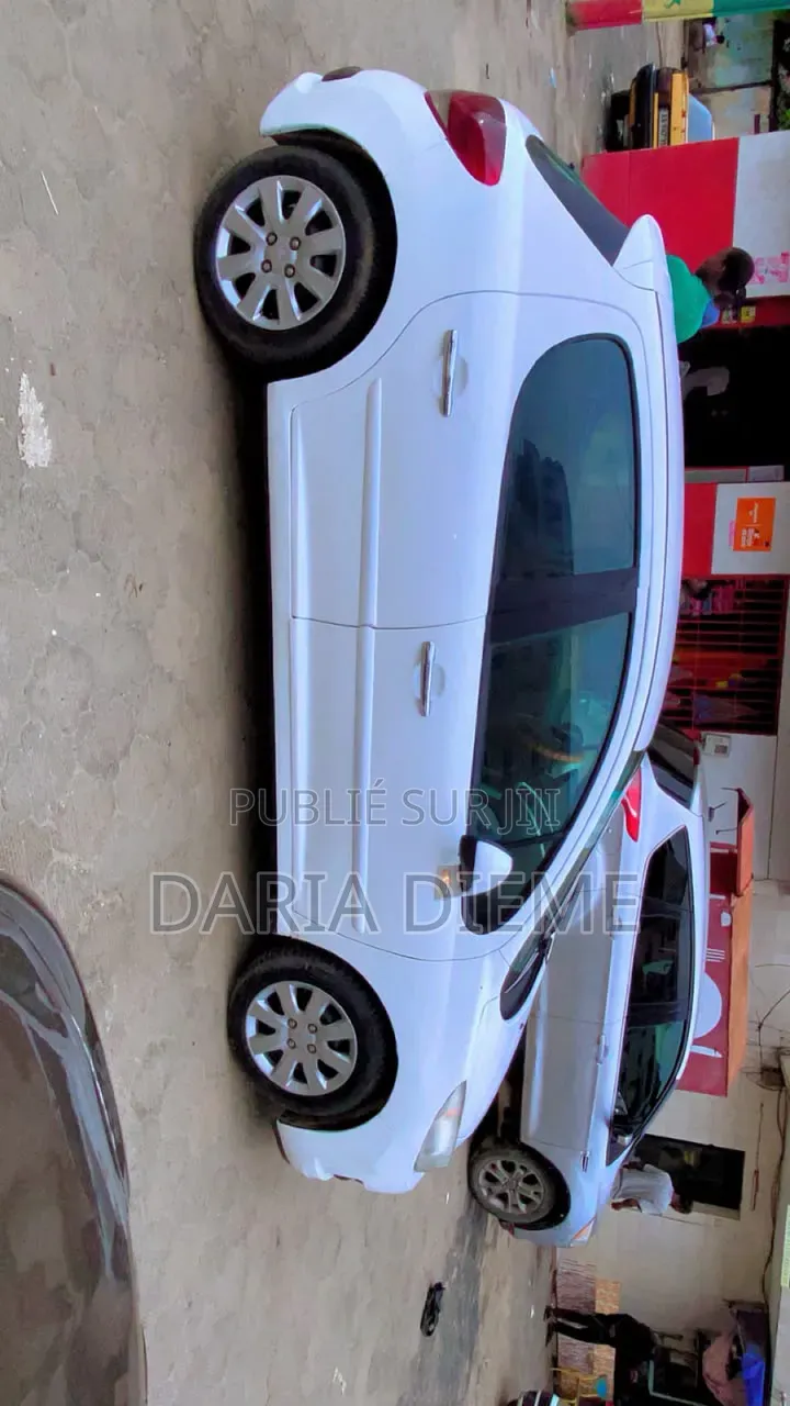 Peugeot 207 2011 Blanc