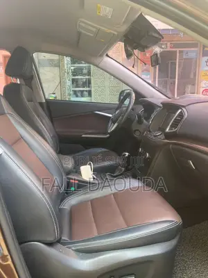 SsangYong Kyron 2017 Marron