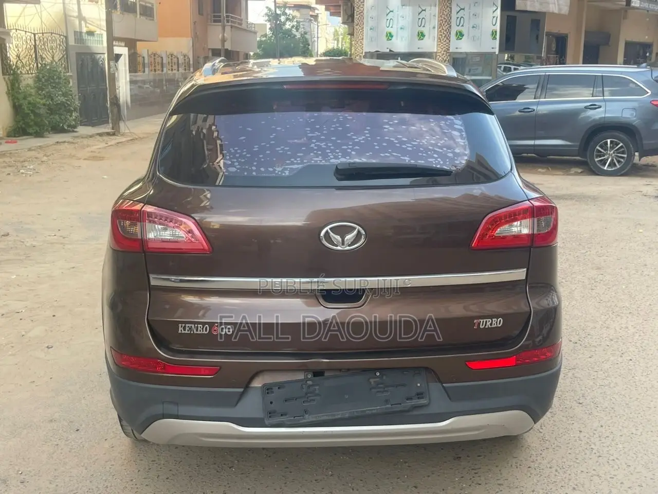 SsangYong Kyron 2017 Marron