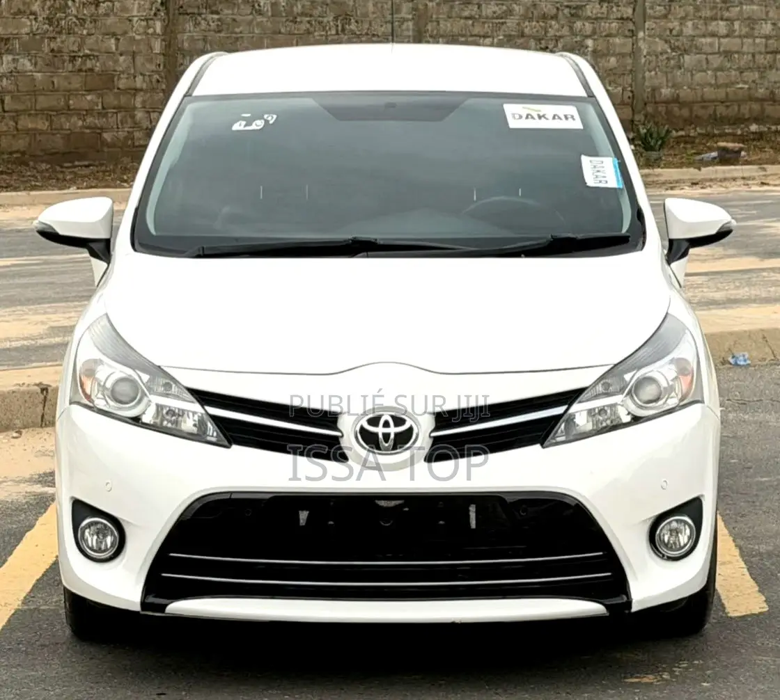 Toyota Verso 2016 Blanc