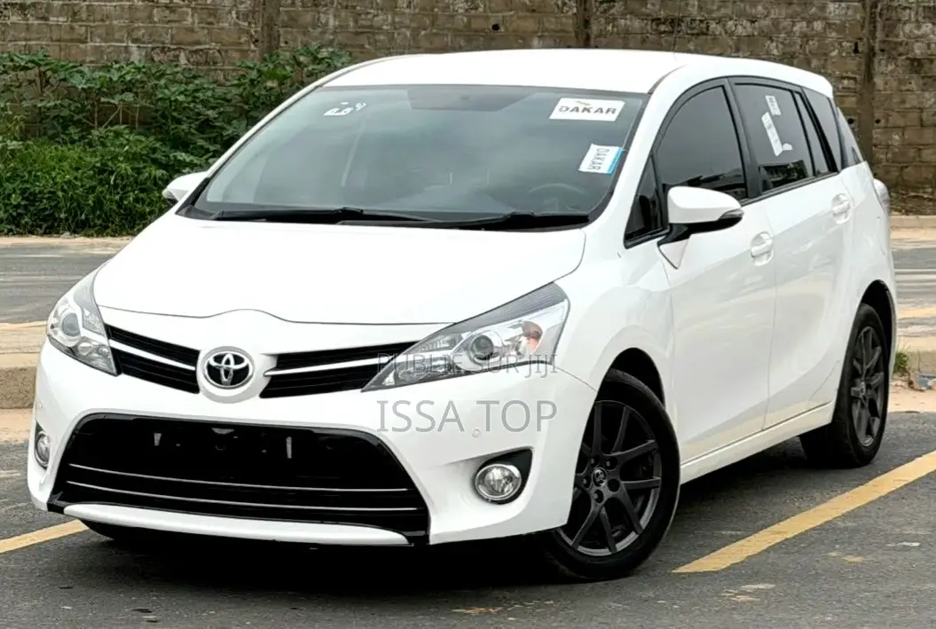 Toyota Verso 2016 Blanc
