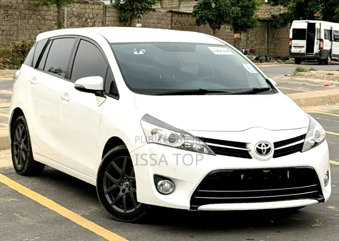 Toyota Verso 2016 Blanc
