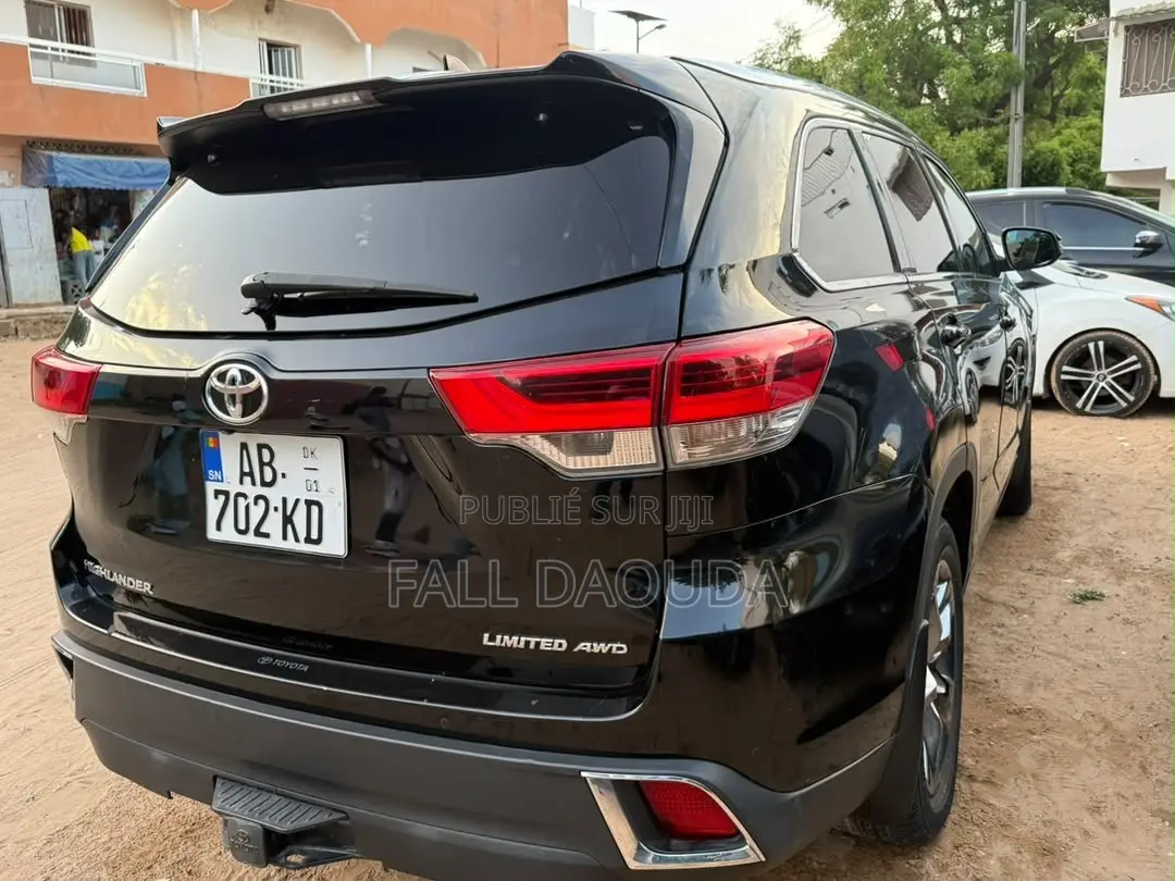 Toyota Highlander 2019 Noir