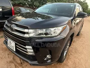 Toyota Highlander 2019 Noir