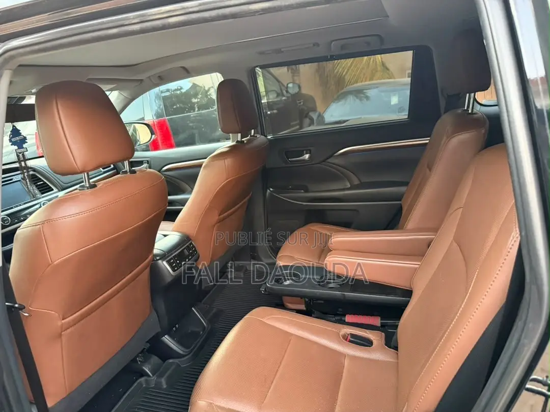 Toyota Highlander 2019 Noir