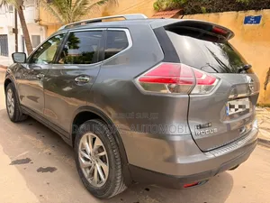 Nissan Rogue 2017 Gris