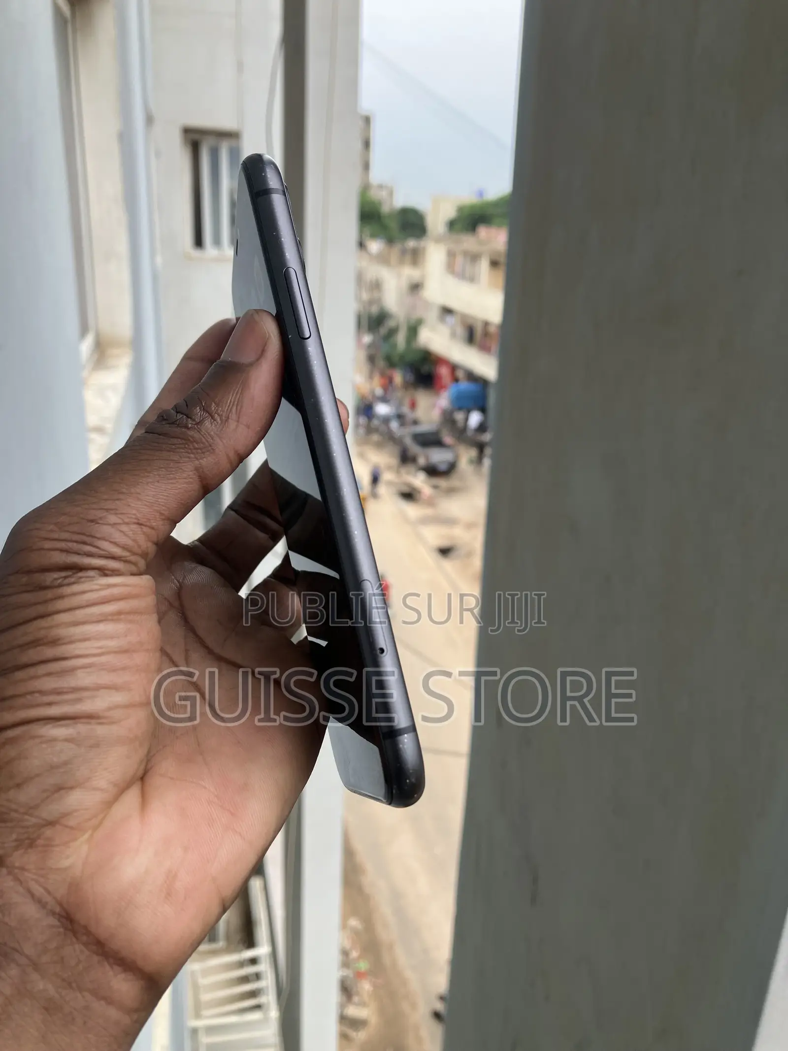 Apple iPhone 11 64 GB Noir