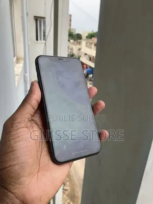 Apple iPhone 11 64 GB Noir