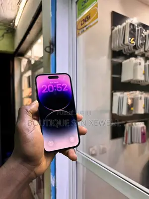 Nouveau Apple iPhone 14 Pro 256 GB Violet