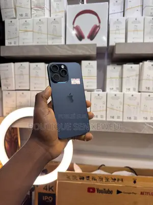 Nouveau Apple iPhone 15 Pro Max 1 TB Noir