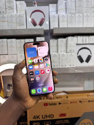 Nouveau Apple iPhone 15 Pro Max 1 TB Noir