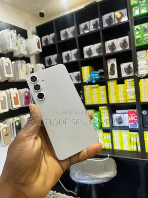 Nouveau Samsung Galaxy S24+ 256 GB Doré