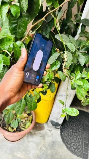 Nouveau Apple iPhone 13 256 GB Noir