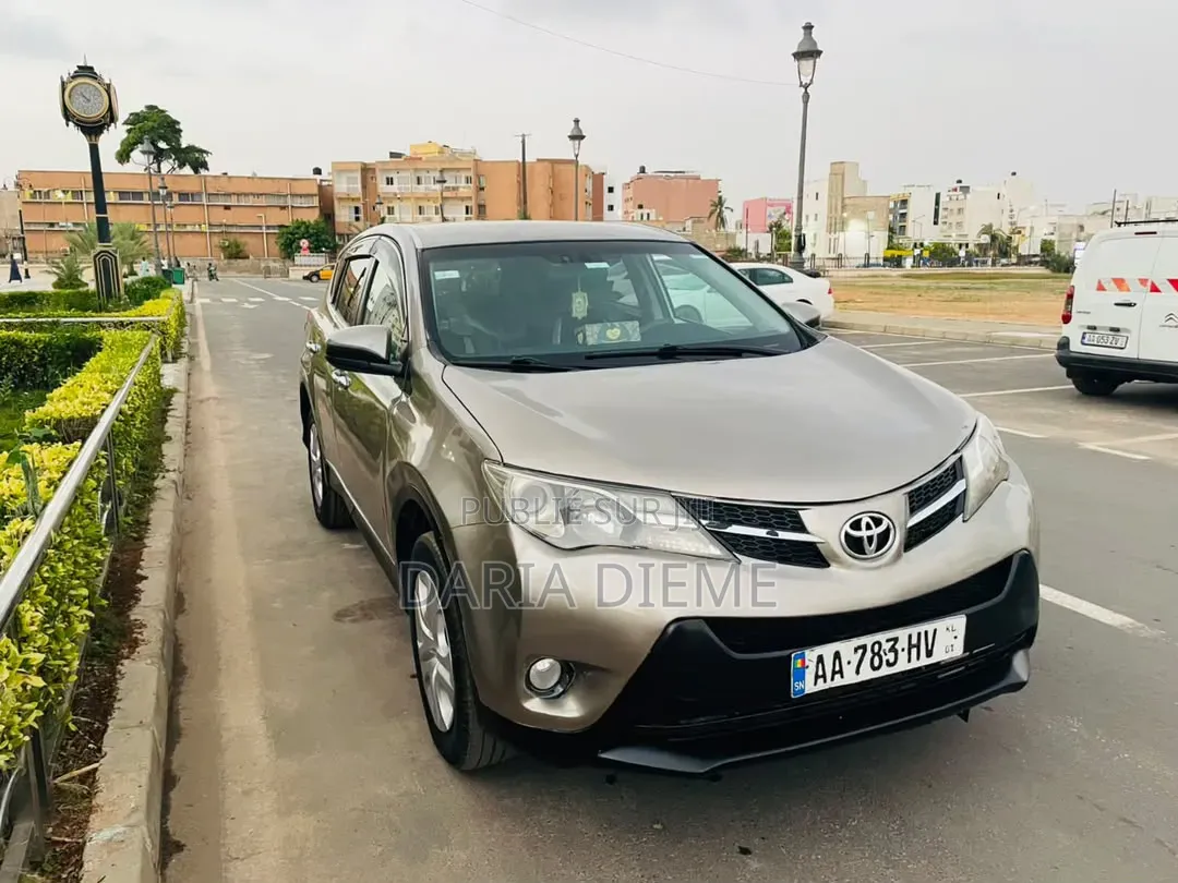 Toyota RAV4 2013 Doré