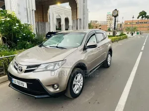 Toyota RAV4 2013 Doré