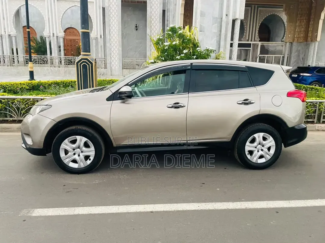 Toyota RAV4 2013 Doré