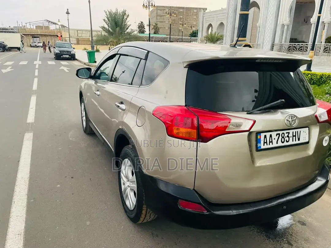 Toyota RAV4 2013 Doré