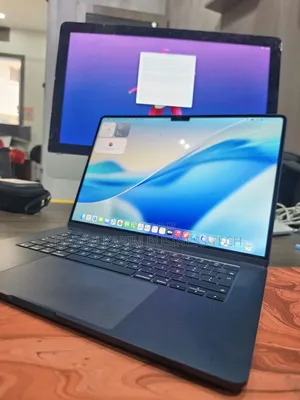 Nouveau Apple MacBook Air 2025 M4 16GB Apple M4 SSD 256GB