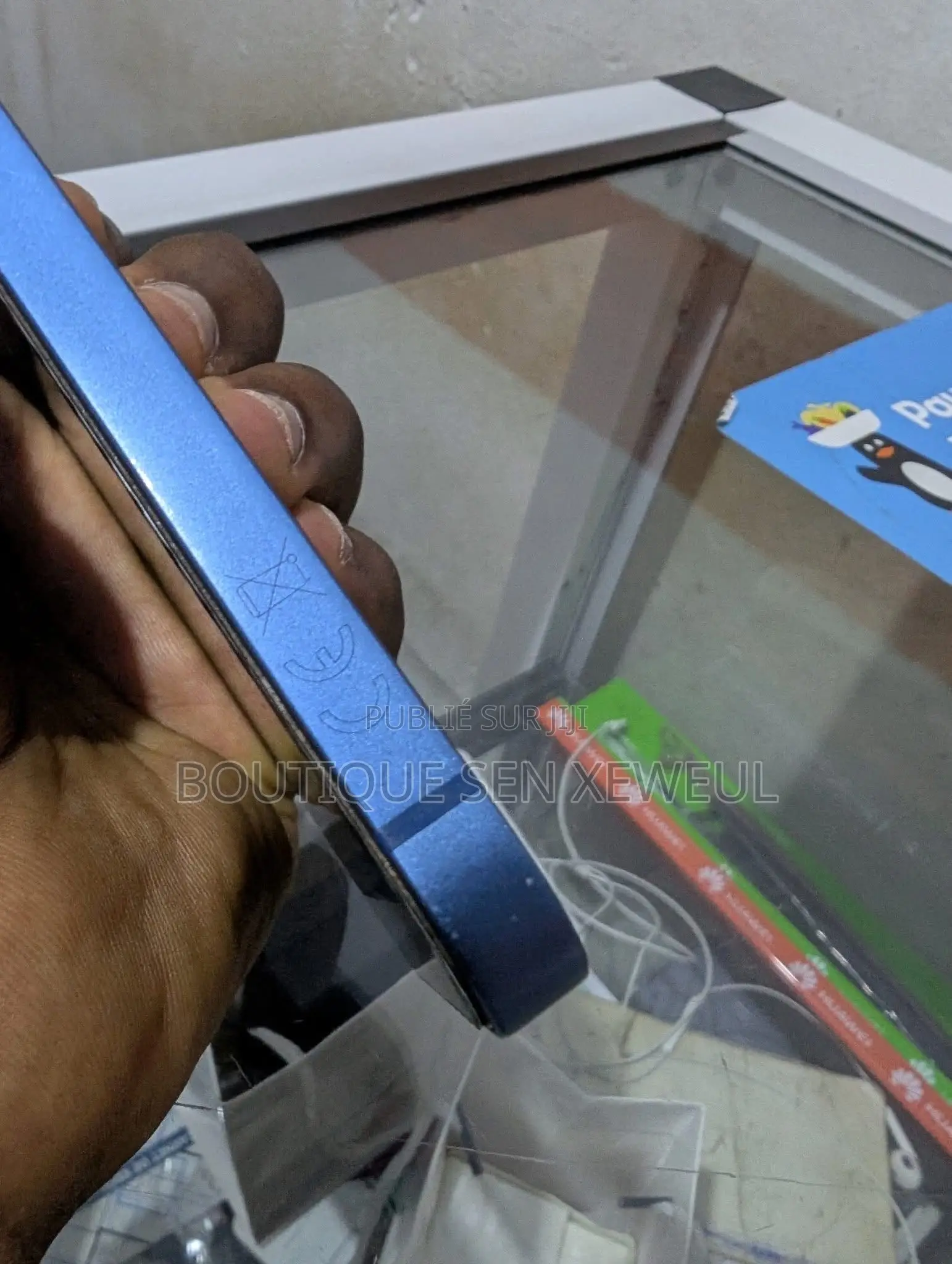 Nouveau Apple iPhone 13 256 GB Bleu