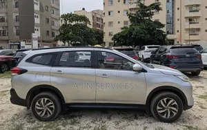 Toyota Rush 2021 Gris