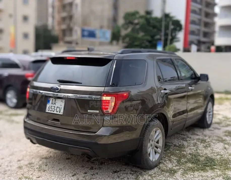 Ford Explorer 2017 Marron