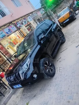 Toyota Land Cruiser Prado 2016 Noir