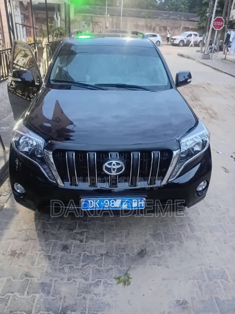 Toyota Land Cruiser Prado 2016 Noir