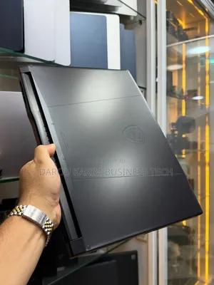 Nouveau Ordinateur portable MSI Katana 15 16GB Intel Core i7 SSD 512GB