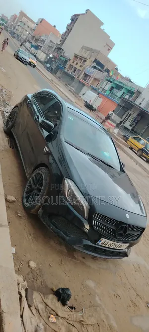 Mercedes-Benz A-Class 2017 Noir