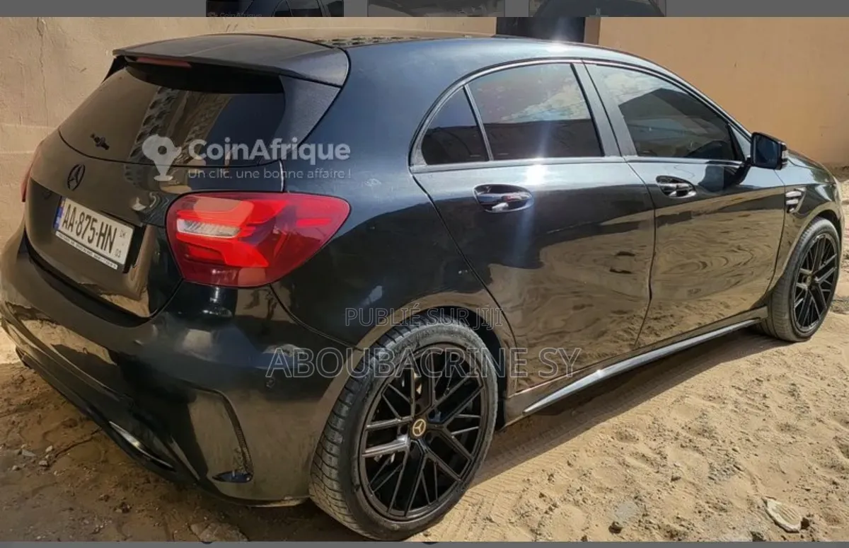 Mercedes-Benz A-Class 2017 Noir