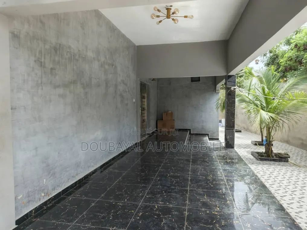 3chbre Villa dans Saly Niakh Niakhal, Thiès Sud à Vendre