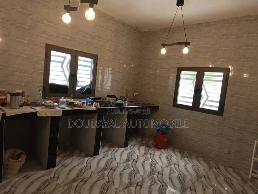 3chbre Villa dans Saly Niakh Niakhal, Thiès Sud à Vendre