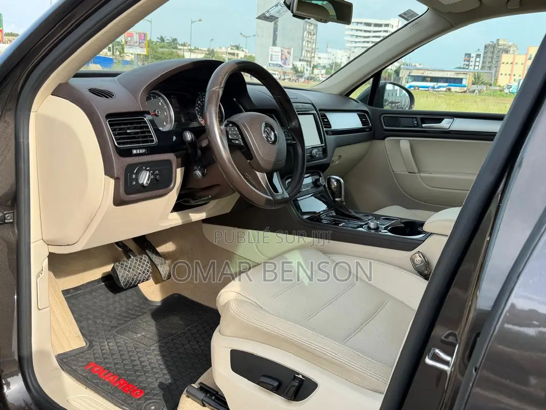 Volkswagen Touareg 2018 Marron