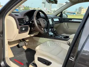 Volkswagen Touareg 2018 Marron