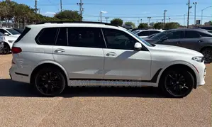 BMW X7 M50i 2022 Blanc