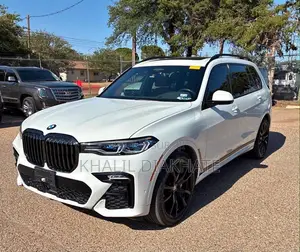 BMW X7 M50i 2022 Blanc