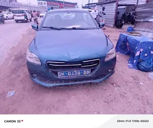 Peugeot 301 2016 Bleu