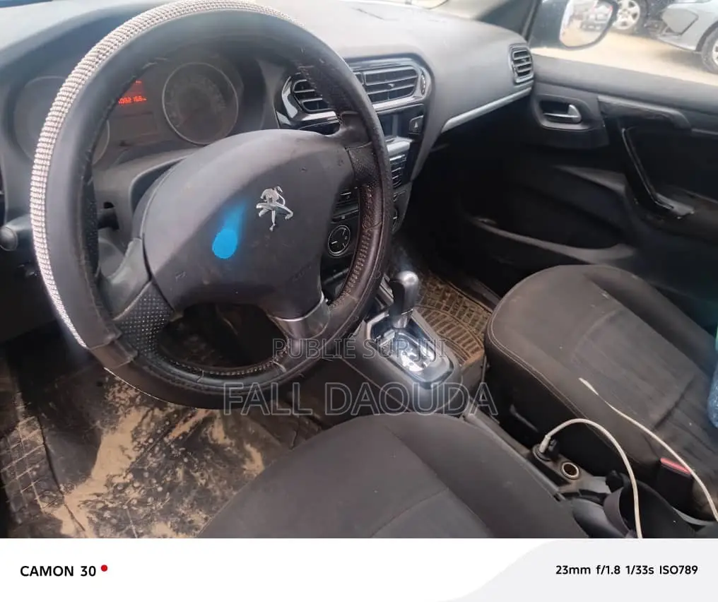 Peugeot 301 2016 Bleu
