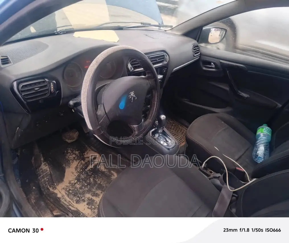 Peugeot 301 2016 Bleu