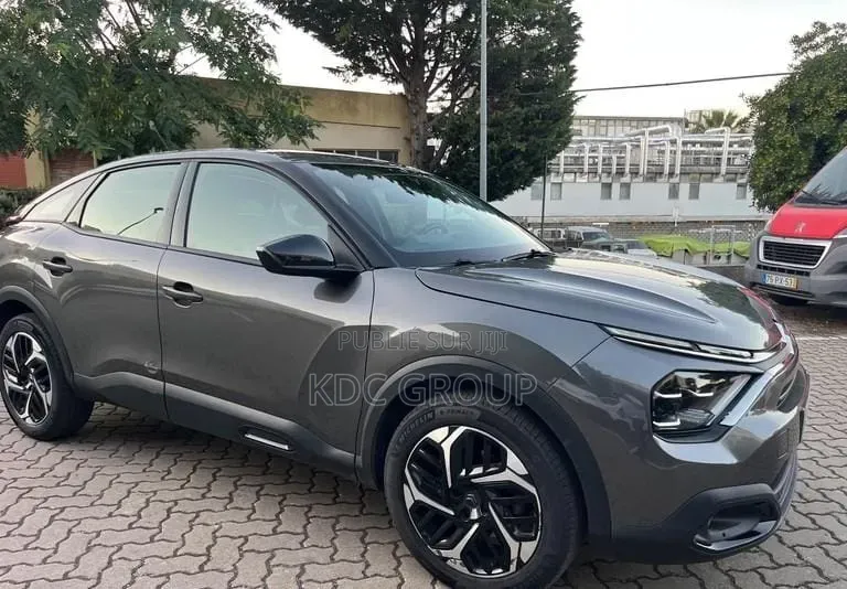 Citroen C4 2021 Gris