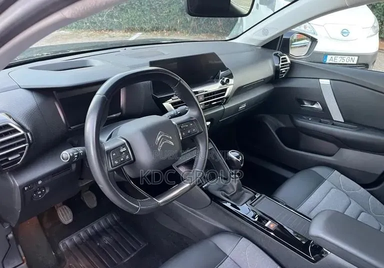 Citroen C4 2021 Gris